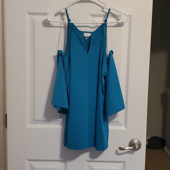 Top - Picture 1 of 4